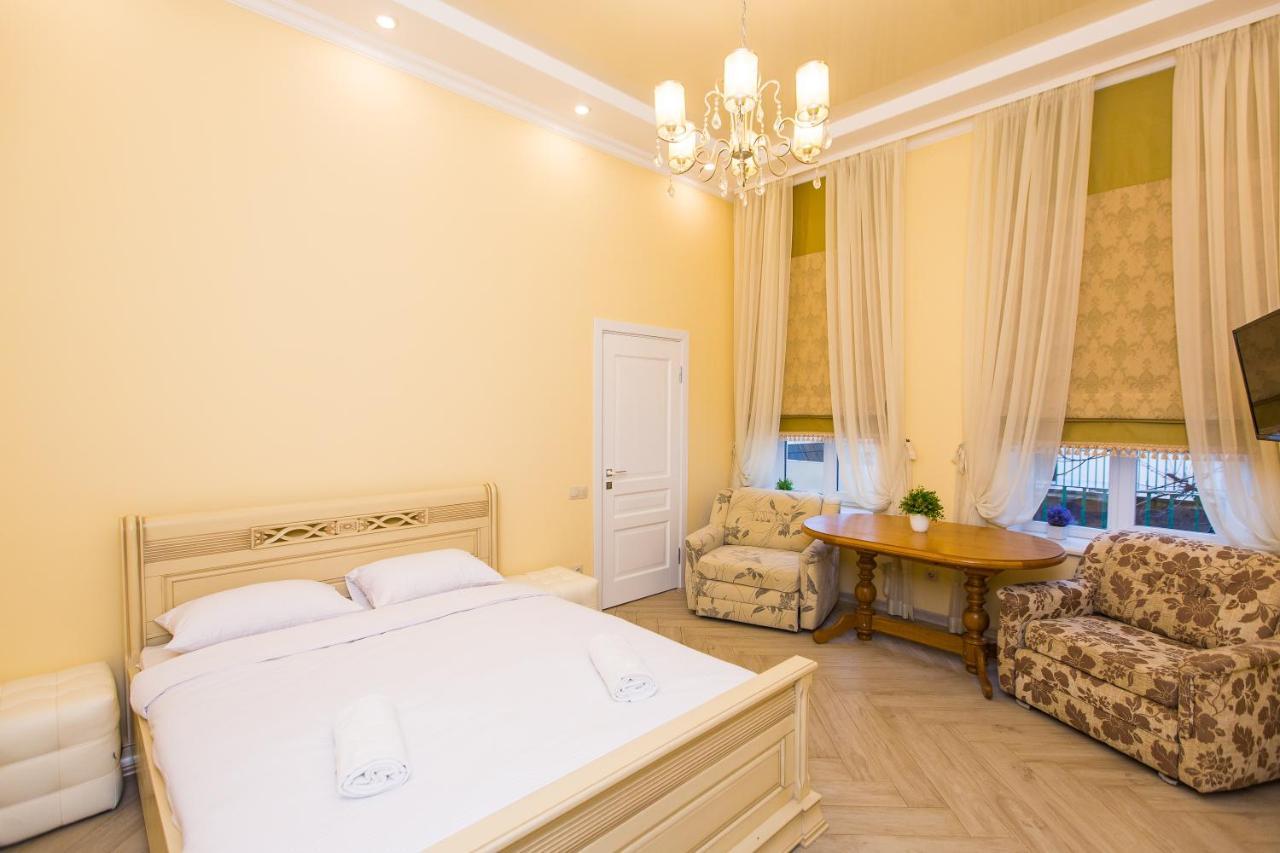 Avangard On Sholom Aleikhem St 7 Apart Apartman Lviv Kültér fotó