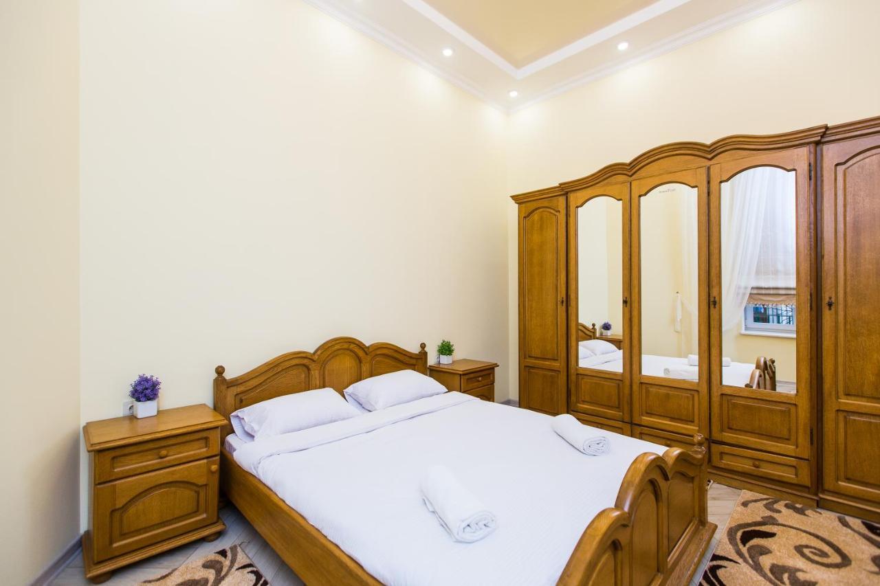 Avangard On Sholom Aleikhem St 7 Apart Apartman Lviv Kültér fotó