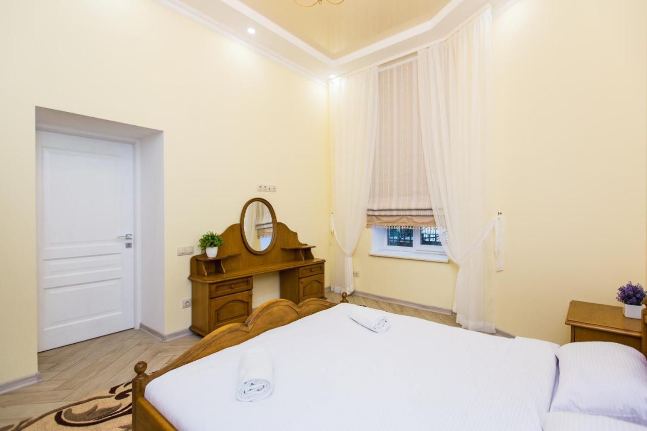Avangard On Sholom Aleikhem St 7 Apart Apartman Lviv Kültér fotó