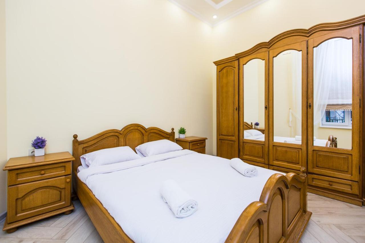 Avangard On Sholom Aleikhem St 7 Apart Apartman Lviv Kültér fotó